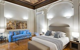 33SolonosSuites